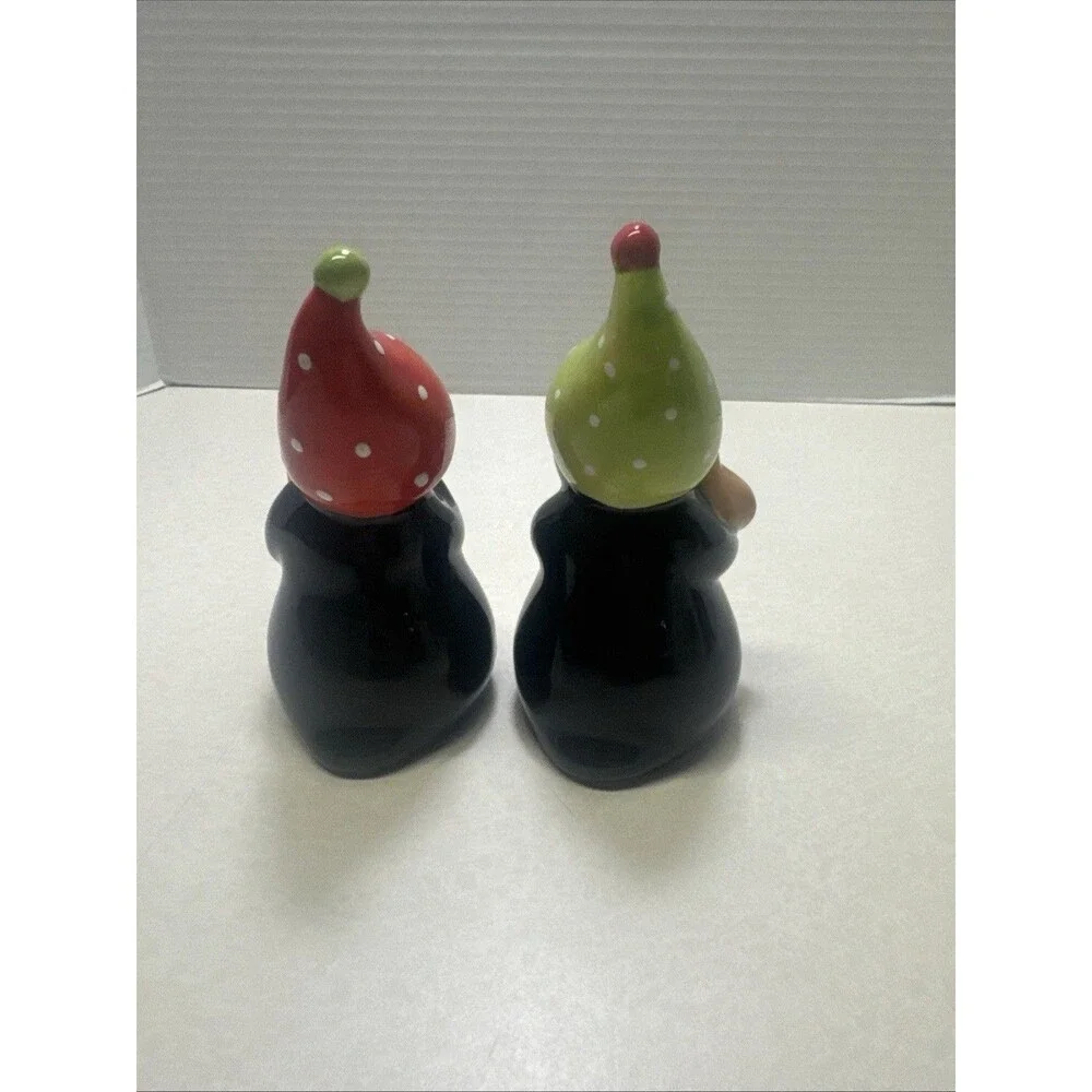 Iconikal Set Of 2 Penguin Salt And Pepper Shakers Christmas